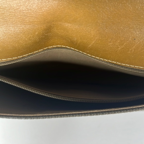 VINTAGE CHARLES JOURDAN POUCH BAG - Picture 5 of 9